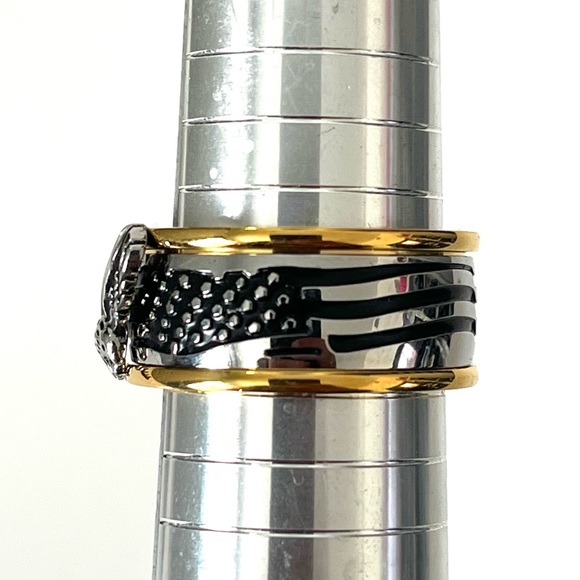American Eagle Goth Biker Ring Stainless Steel Silver and Gold - Picture 7 of 9